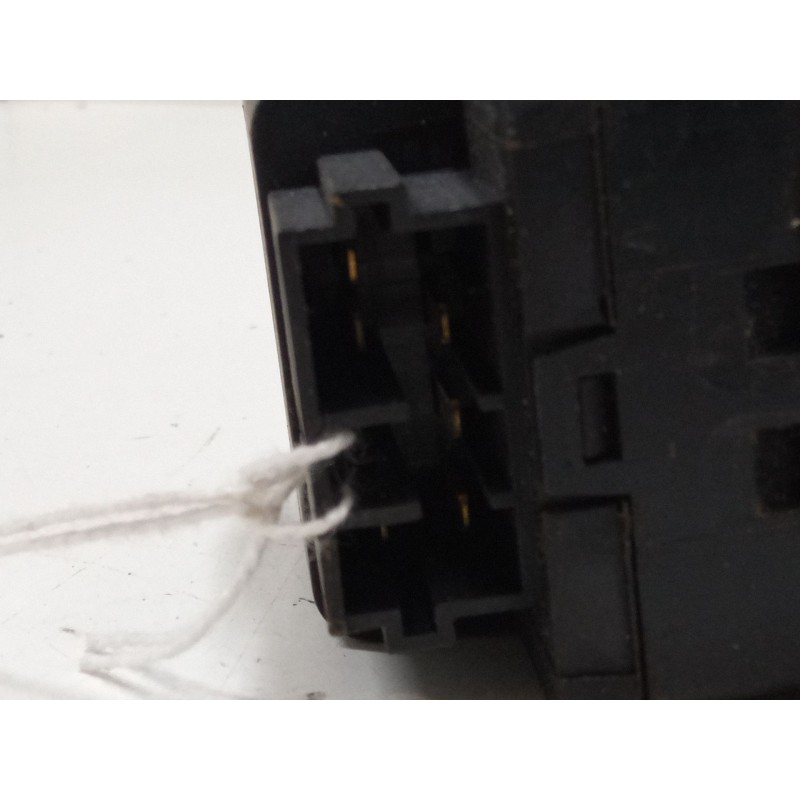 Recambio de mando elevalunas delantero izquierdo para peugeot 306 hatchback (7a, 7c, n3, n5) 2.0 hdi 90 referencia OEM IAM   