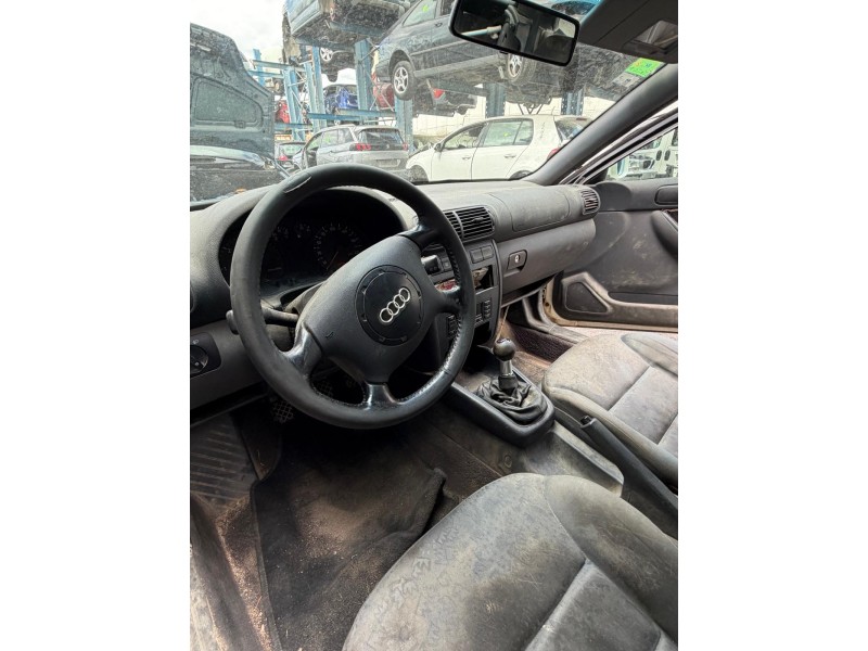 audi a3 (8l1) del año 1998