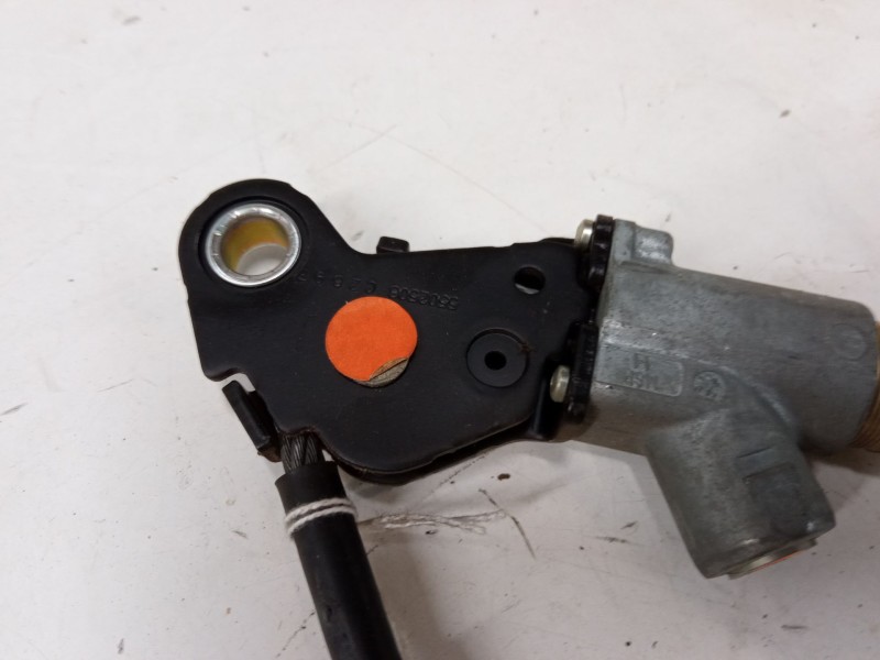 Recambio de anclaje cinturon delantero derecho para peugeot 106 ii (1a_, 1c_) 1.4 i referencia OEM IAM   