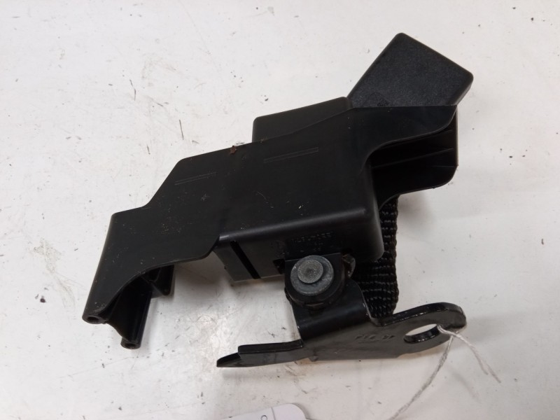 Recambio de anclaje cinturon trasero derecho para renault clio iii (br0/1, cr0/1) 1.5 dci (br17, cr17) referencia OEM IAM   