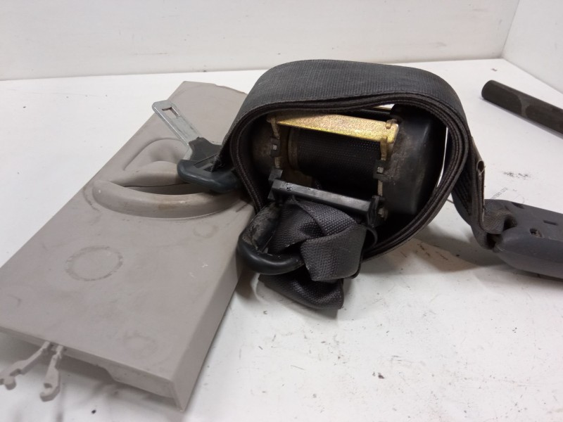 Recambio de cinturon seguridad delantero izquierdo para renault scénic ii (jm0/1_) 2.0 (jm05, jm0u, jm1n, jm1u, jm2v) referencia