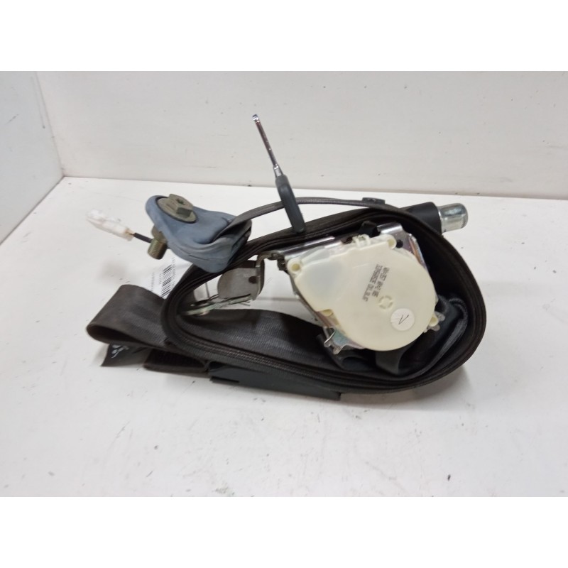 Recambio de cinturon seguridad delantero derecho 3p para renault clio iii (br0/1, cr0/1) 1.5 dci (br17, cr17) referencia OEM IAM