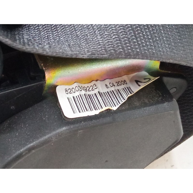 Recambio de cinturon seguridad trasero derecho para renault scénic ii (jm0/1_) 2.0 (jm05, jm0u, jm1n, jm1u, jm2v) referencia OEM