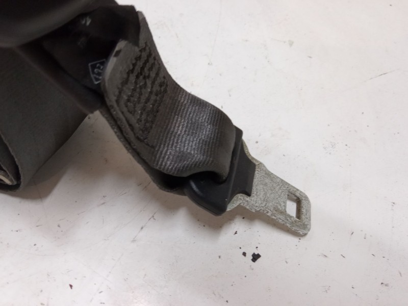 Recambio de cinturon seguridad trasero central para renault clio iii (br0/1, cr0/1) 1.5 dci (br17, cr17) referencia OEM IAM   