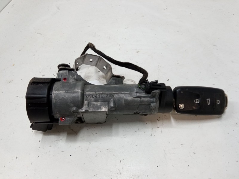 Recambio de clausor para seat ibiza iv (6j5, 6p1) 1.2 referencia OEM IAM 6R0905851D  