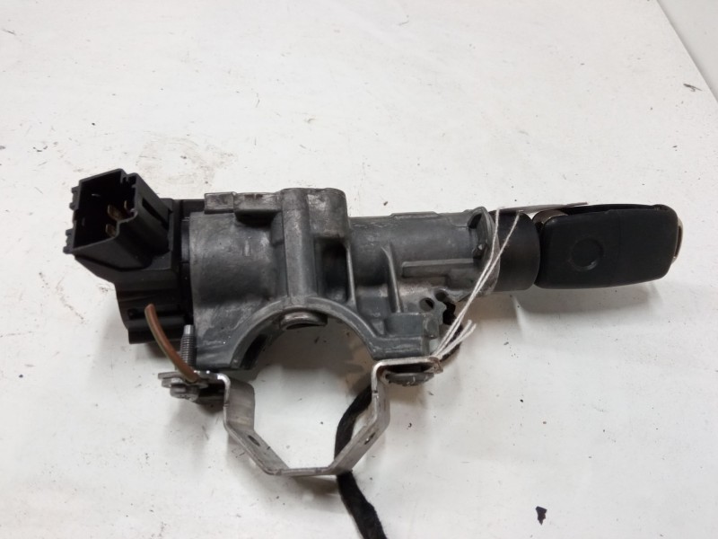Recambio de clausor para seat ibiza iv (6j5, 6p1) 1.2 referencia OEM IAM 6R0905851D  