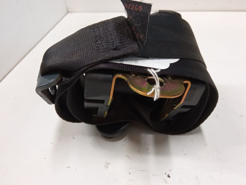 Recambio de cinturon seguridad trasero derecho para peugeot 106 ii (1a_, 1c_) 1.4 i referencia OEM IAM   
