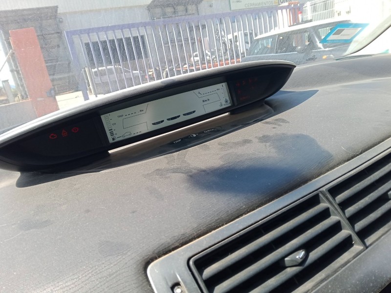 citroën c4 coupé (la_) del año 2004