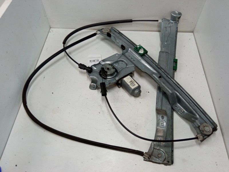 Recambio de elevalunas electrico derecho 3p para renault clio iii (br0/1, cr0/1) 1.5 dci (br17, cr17) referencia OEM IAM 400857 