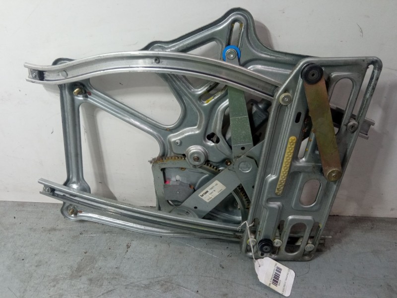 Recambio de elevalunas electrico trasero izquierdo para opel astra g descapotable (t98) 1.6 (f67) referencia OEM IAM 105977100  