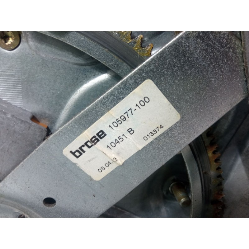 Recambio de elevalunas electrico trasero izquierdo para opel astra g descapotable (t98) 1.6 (f67) referencia OEM IAM 105977100  