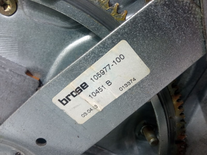 Recambio de elevalunas electrico trasero izquierdo para opel astra g descapotable (t98) 1.6 (f67) referencia OEM IAM 105977100  