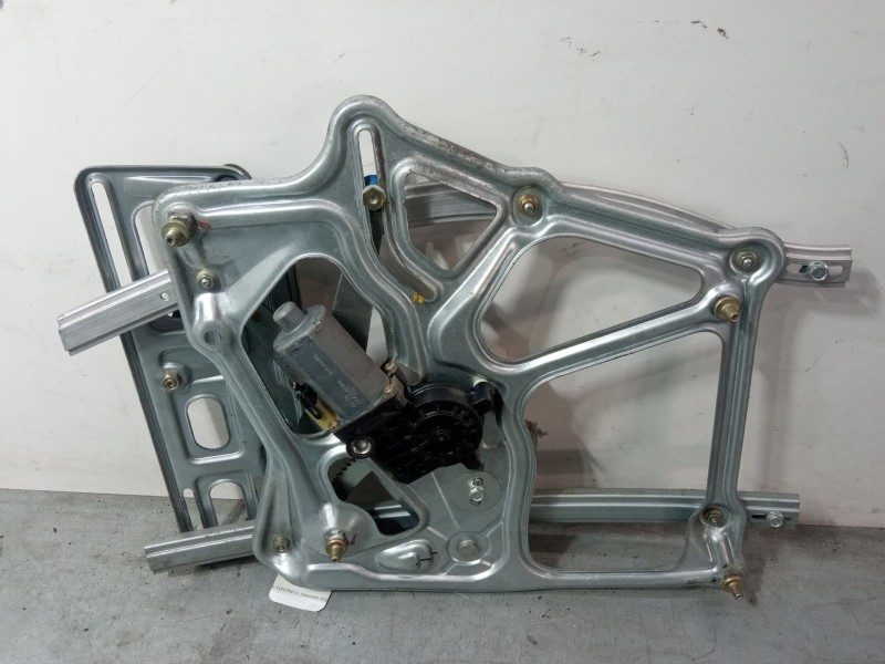 Recambio de elevalunas electrico trasero izquierdo para opel astra g descapotable (t98) 1.6 (f67) referencia OEM IAM 105977100  