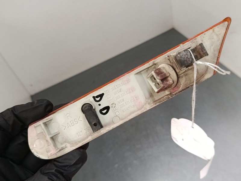Recambio de intermitente lateral derecho para porsche boxster (986) 2.7 referencia OEM IAM 99663104401  