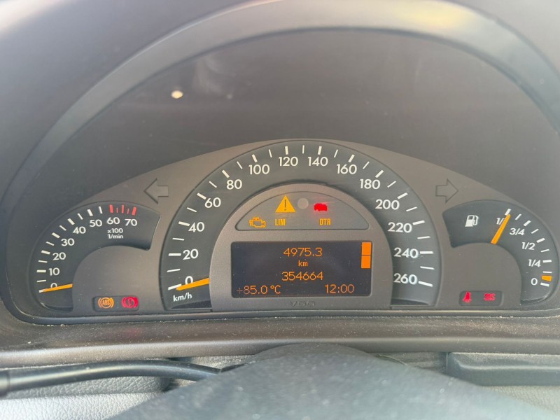 mercedes-benz clase c t-model (s203) del año 2003