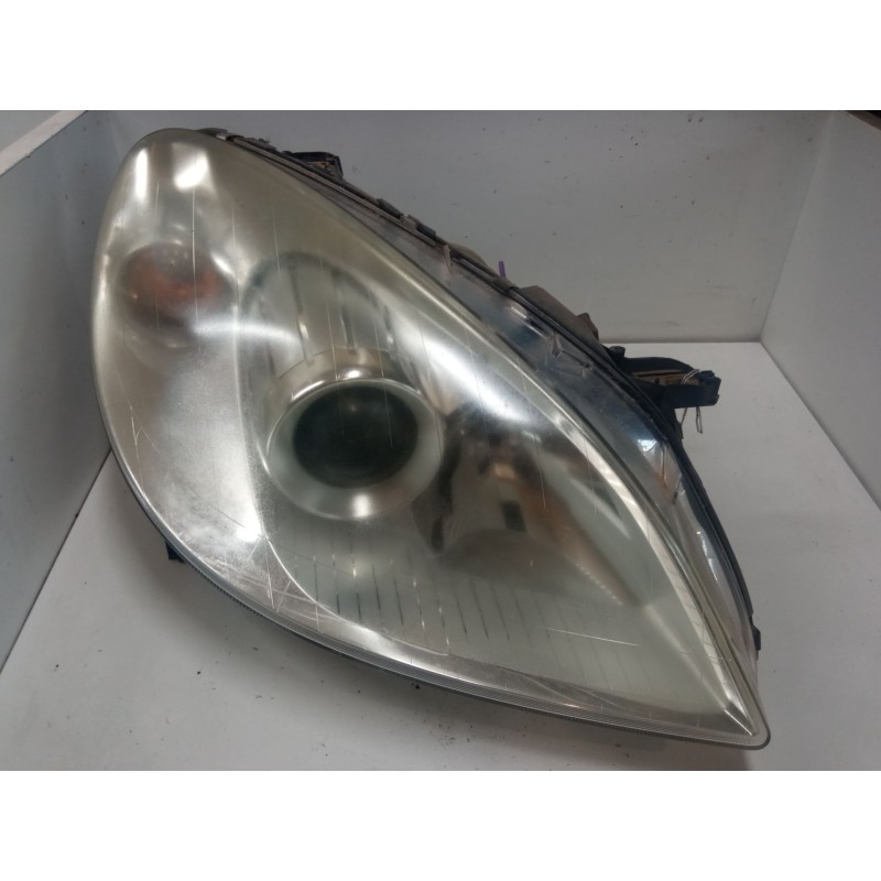 Recambio de faro derecho para mercedes-benz clase b sports tourer (w245) b 180 cdi (245.207) referencia OEM IAM A1698201861  