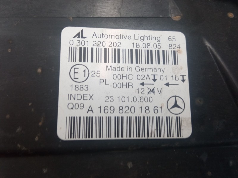 Recambio de faro derecho para mercedes-benz clase b sports tourer (w245) b 180 cdi (245.207) referencia OEM IAM A1698201861  