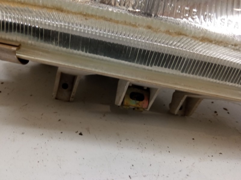 Recambio de faro derecho para volkswagen polo iii (6n1) 60 1.4 referencia OEM IAM   