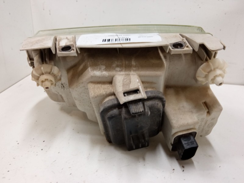 Recambio de faro derecho para volkswagen polo iii (6n1) 60 1.4 referencia OEM IAM   