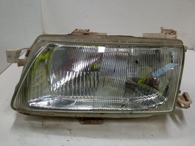 Recambio de faro izquierdo para opel astra f hatchback (t92) 1.8 i 16v (f08, m08, f68, m68) referencia OEM IAM 90383782  