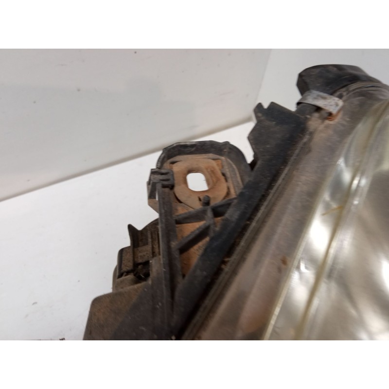 Recambio de faro izquierdo para mercedes-benz clase b sports tourer (w245) b 180 cdi (245.207) referencia OEM IAM A1698201761  