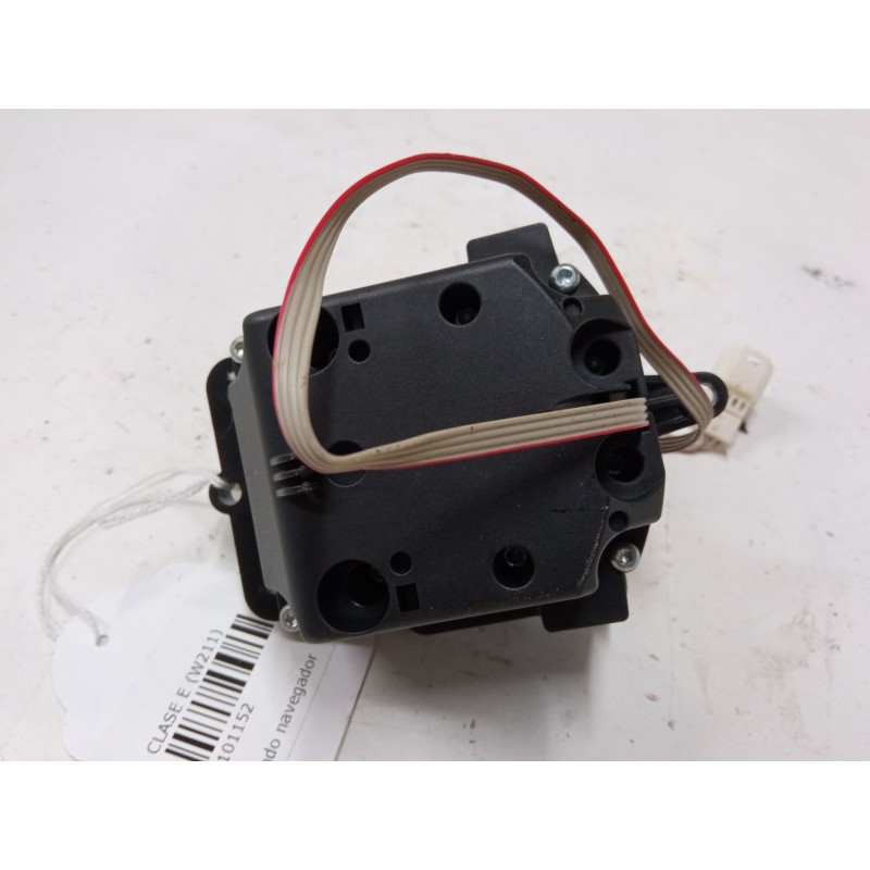 Recambio de mando navegador para mercedes-benz clase e (w212) e 350 cgi (212.057) referencia OEM IAM A2128701351  