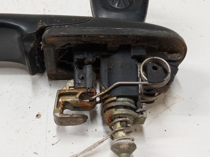 Recambio de maneta exterior puerta delantera izquierda para volkswagen polo iii (6n1) 60 1.4 referencia OEM IAM   