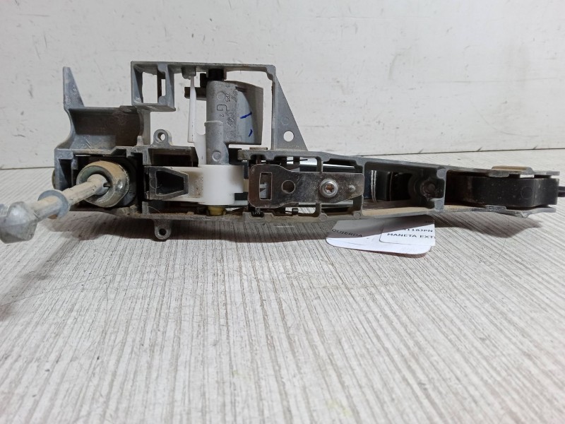 Recambio de maneta exterior puerta delantera izquierda para peugeot 3008 suv (mc_, mr_, mj_, m4_) 1.6 bluehdi 120 referencia OEM