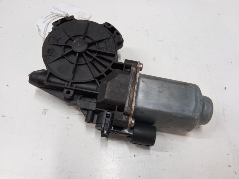 Recambio de motor elevaluna delantero izquierdo para renault megane scénic (ja0/1_) 1.9 dti (ja0n) referencia OEM IAM   