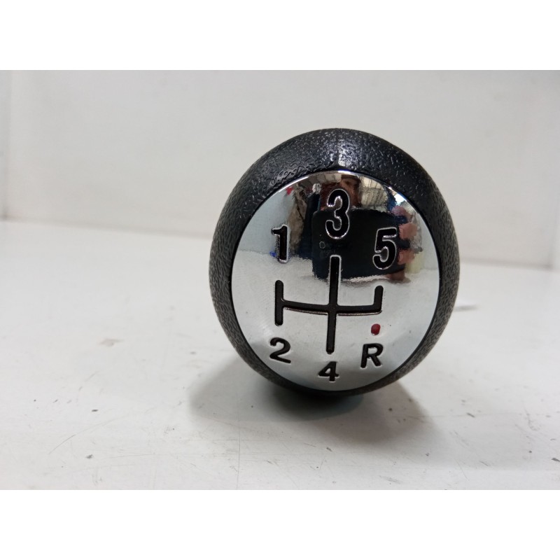 Recambio de pomo palanca cambio para renault clio iii (br0/1, cr0/1) 1.5 dci (br17, cr17) referencia OEM IAM   