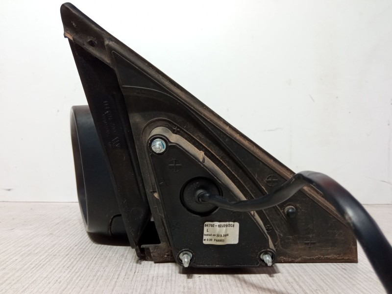 Recambio de retrovisor electrico izquierdo para suzuki swift iii (mz, ez) 1.3 ddis (rs 413d) referencia OEM IAM 84702-62J20/ZCE 