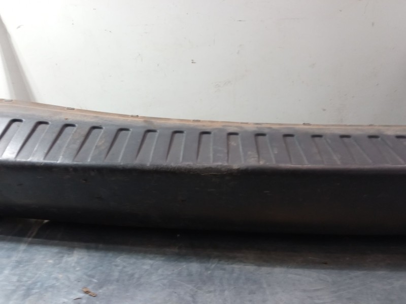 Recambio de paragolpes trasero para opel combo tour 1.6 referencia OEM IAM   