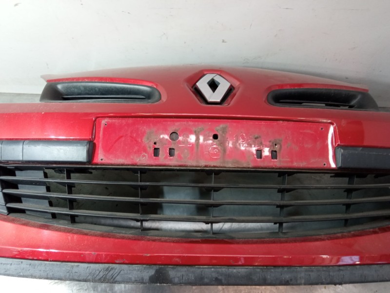 Recambio de paragolpes delantero para renault clio iii (br0/1, cr0/1) 1.5 dci (br17, cr17) referencia OEM IAM   