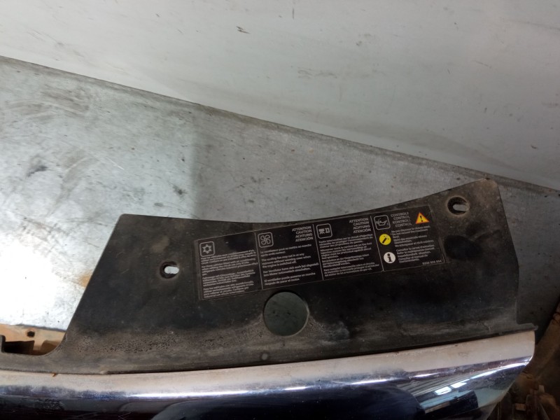 Recambio de paragolpes delantero para dacia sandero (bs_) 1.6 mpi 85 (bs03) referencia OEM IAM   