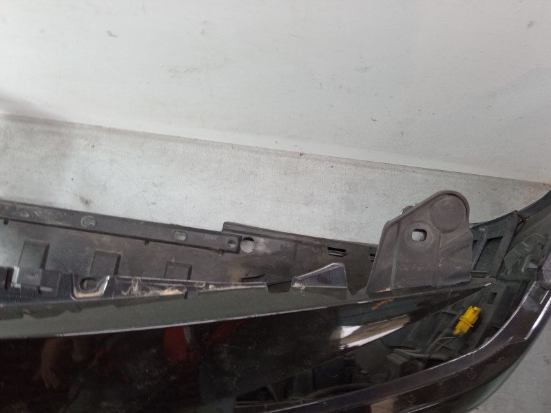 Recambio de paragolpes delantero para renault megane ii coupé-cabriolet (em0/1_) 1.5 dci (em1e) referencia OEM IAM   