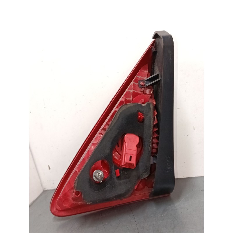 Recambio de piloto trasero porton izquierdo para peugeot 3008 i monospace (0u_) 2.0 hdi 150 / bluehdi 150 referencia OEM IAM 968