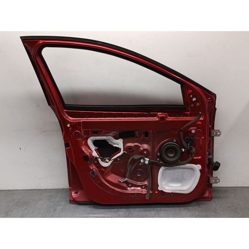 Recambio de puerta delantera izquierda para renault megane iii hatchback (bz0/1_, b3_) 1.2 tce (bz2b, bz11) referencia OEM IAM  