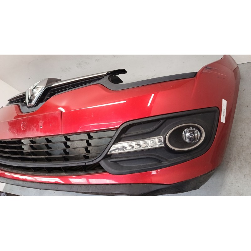 Recambio de paragolpes delantero para renault megane iii hatchback (bz0/1_, b3_) 1.2 tce (bz2b, bz11) referencia OEM IAM   