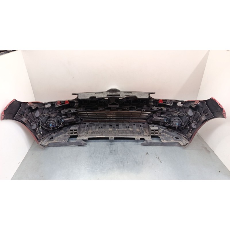 Recambio de paragolpes delantero para renault megane iii hatchback (bz0/1_, b3_) 1.2 tce (bz2b, bz11) referencia OEM IAM   