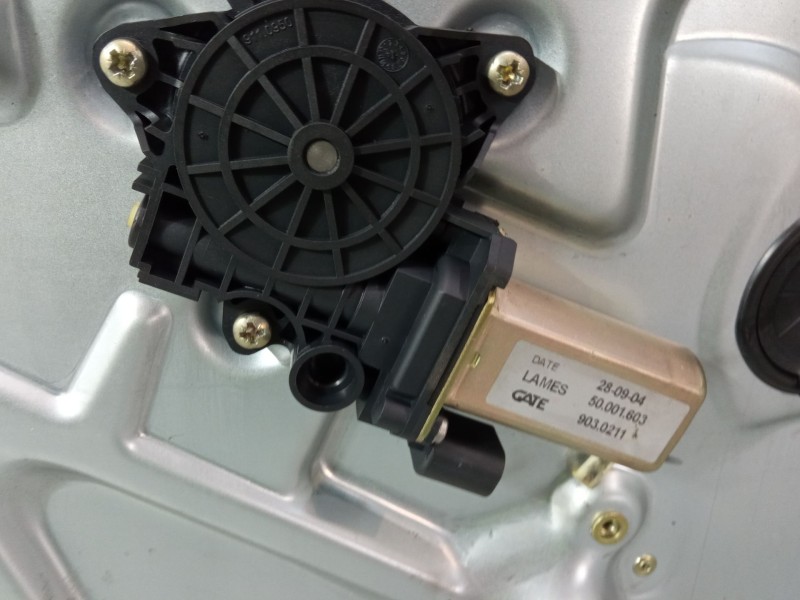 Recambio de elevalunas electrico derecho 3p para fiat stilo (192_) 1.6 16v (192_xb1a) referencia OEM IAM 00468102230  