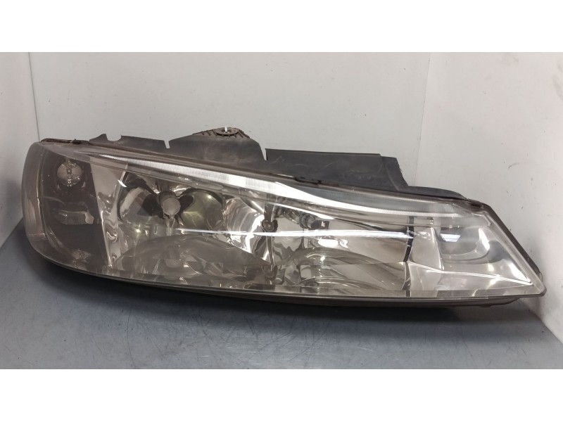 Recambio de faro derecho para peugeot 406 (8b) 1.8 16v referencia OEM IAM   