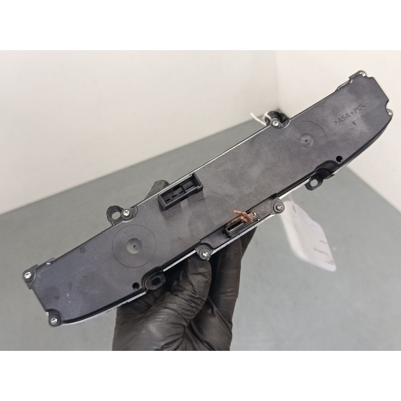 Recambio de warning para mercedes-benz vito / mixto furgoneta (w639) 109 cdi (639.601, 639.603, 639.605) referencia OEM IAM 3695