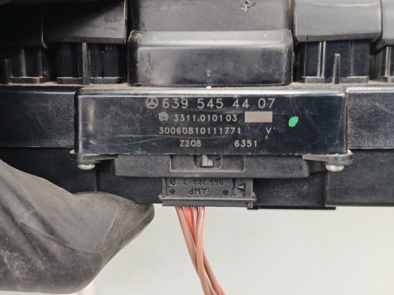 Recambio de warning para mercedes-benz vito / mixto furgoneta (w639) 109 cdi (639.601, 639.603, 639.605) referencia OEM IAM 3695