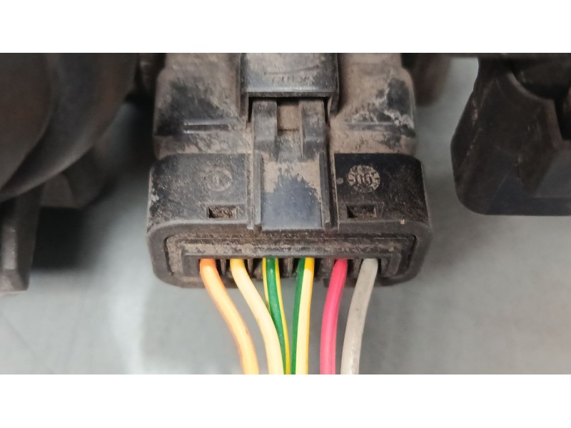 Recambio de faro izquierdo para peugeot 406 (8b) 1.8 16v referencia OEM IAM 9630423277 0301175001 
