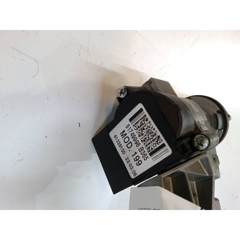 Recambio de clausor para fiat grande punto (199_) 1.4 (199axb11, 199axb1a, 199bxb1a, 199axl1a) referencia OEM IAM 51749998B365 M