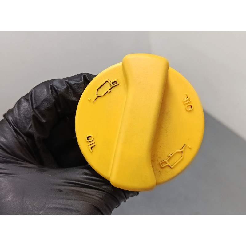 Recambio de tapon de aceite para opel corsa d (s07) 1.3 cdti (l08, l68) referencia OEM IAM   