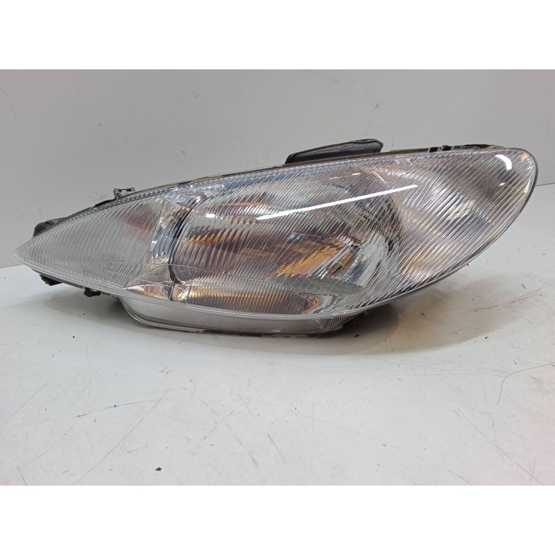 Recambio de faro izquierdo para peugeot 206 hatchback (2a/c) 1.6 16v referencia OEM IAM   