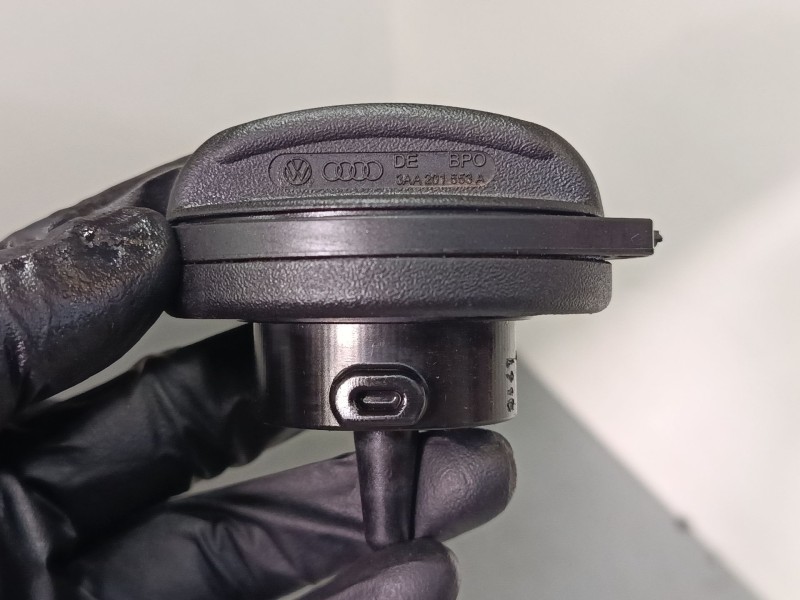 Recambio de tapon combustible para seat ibiza v (kj1, kjg) 1.0 mpi referencia OEM IAM   
