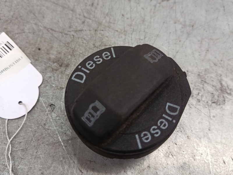 Recambio de tapon combustible para audi a3 sportback (8pa) 2.0 tdi 16v referencia OEM IAM   