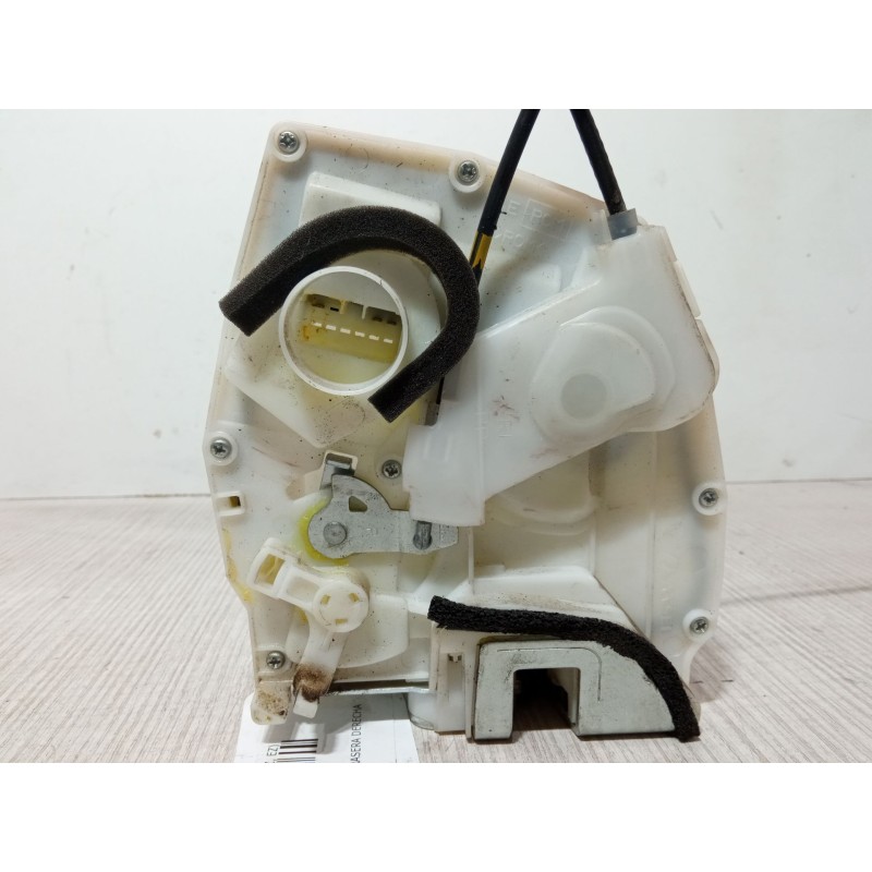 Recambio de cerradura puerta trasera derecha para suzuki swift iii (mz, ez) 1.3 ddis (rs 413d) referencia OEM IAM   